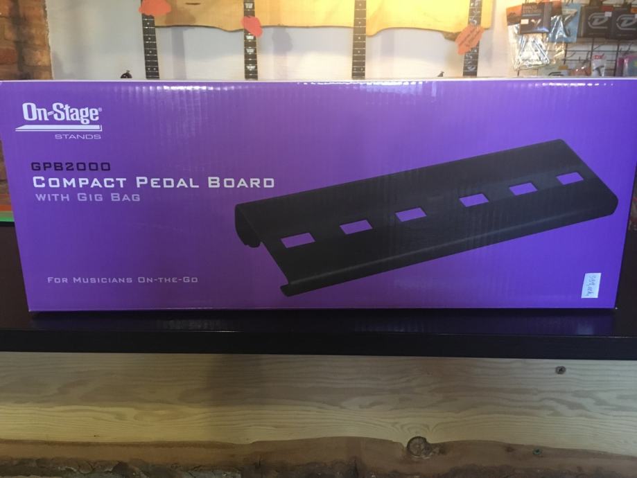 Pedal board sa futrolom