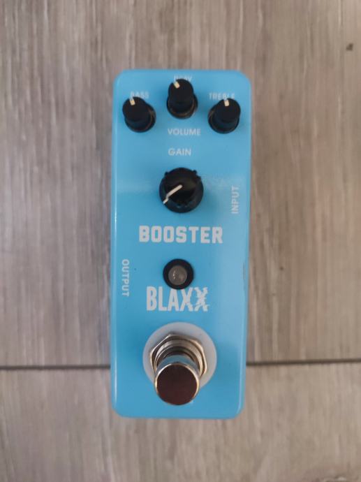 Stagg Blaxx Booster pedala