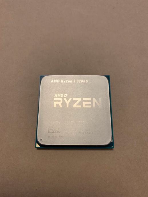 AMD Ryzen 3 3200g