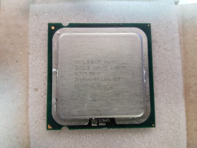 Intel Quad core Q6600, 2.40 GHz, 1066 MHz FSB socket 775