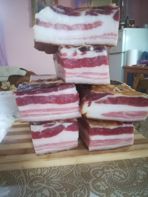 Domaća slavonska slanina