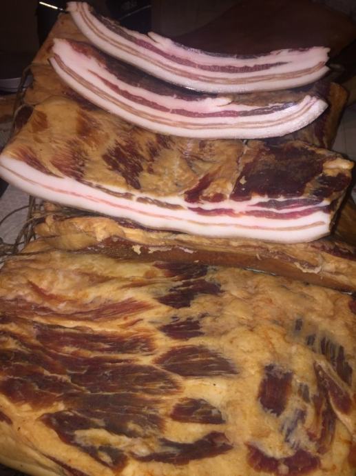 SLAVONSKA SLANINA