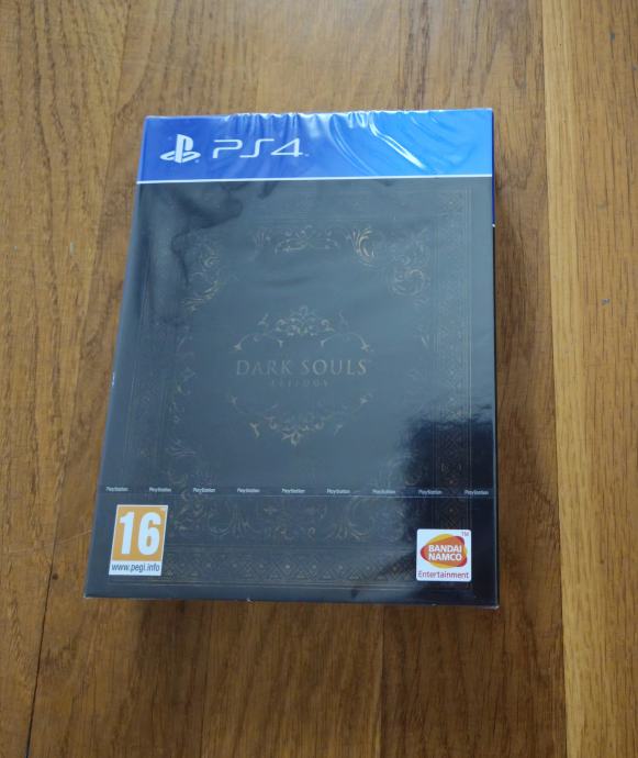 Dark Souls Trilogy PS4 - NOVO, ZAPAKIRANO