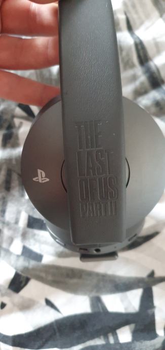 Sony Gold Wireless headset TLOU2 edition