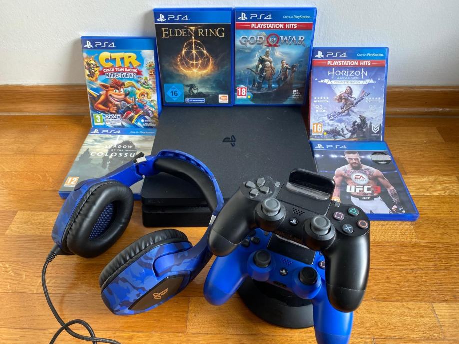 Playstation 4 + 47 igrica, 2x Joystick sa stalkom + PS Slušalice