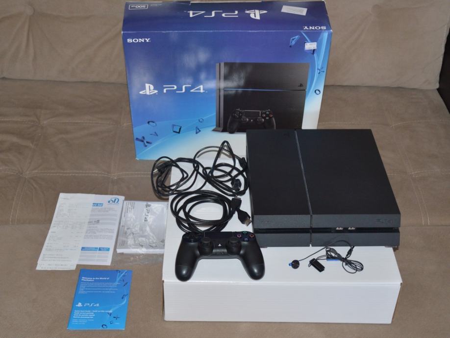 PlayStation 4 500 GB