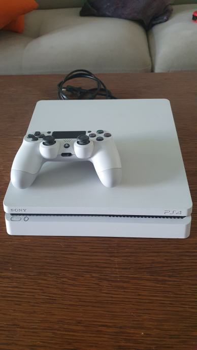 Ps4 white deals slim 500gb