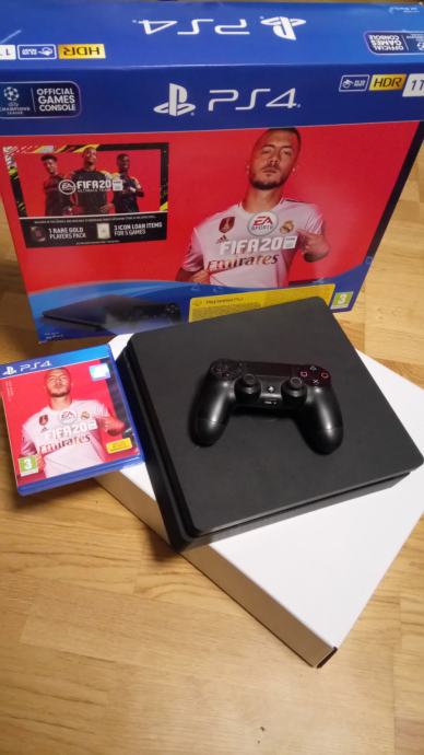 Ps4 slim deals plus fifa 20