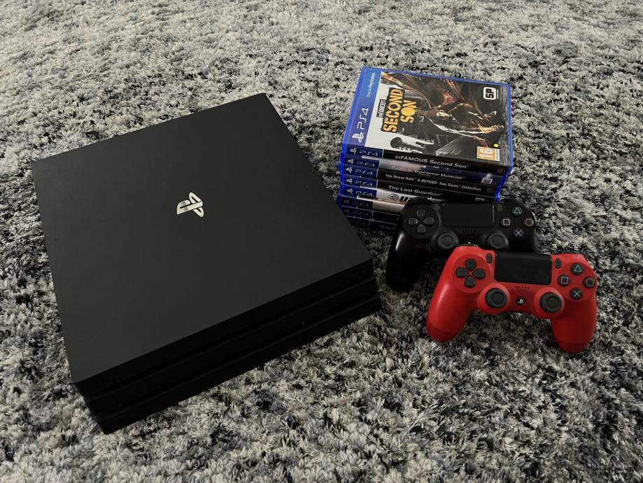 Ps4 pro 1tb with shop 2 controllers