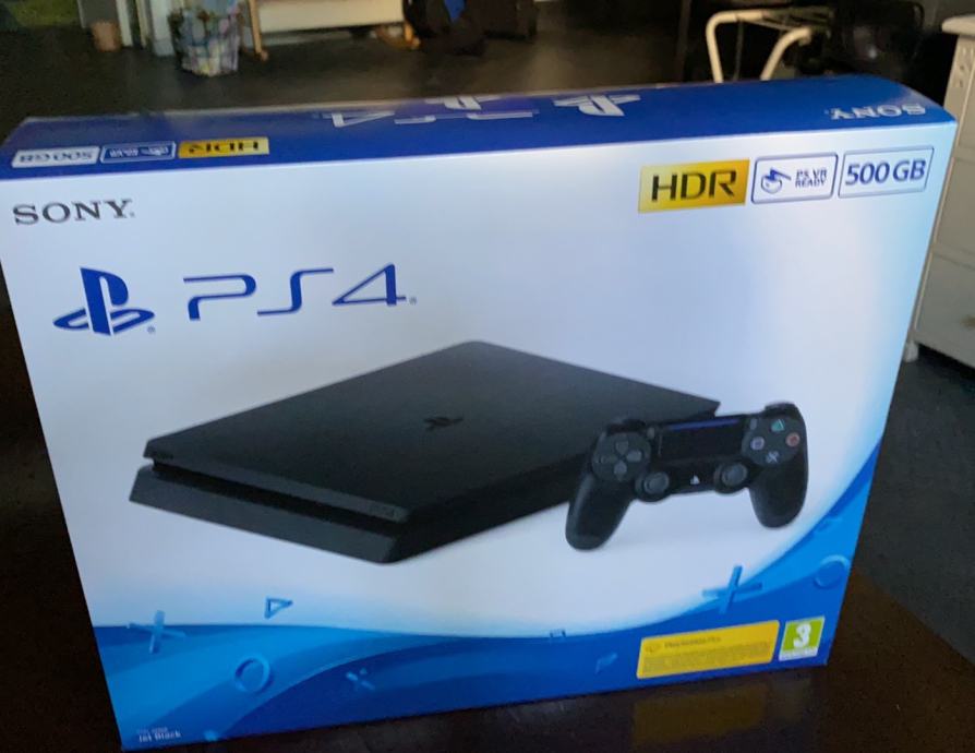 Ps4 slim deals original