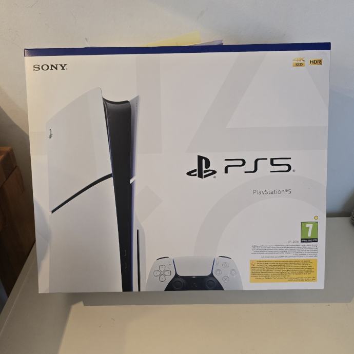 PlayStation 5 Slim disk verzija NOVO