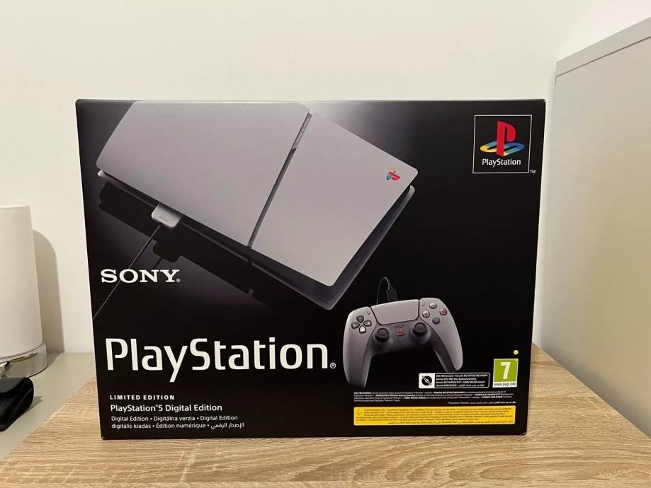 Sony PlayStation 5 30th Anniversary Edition