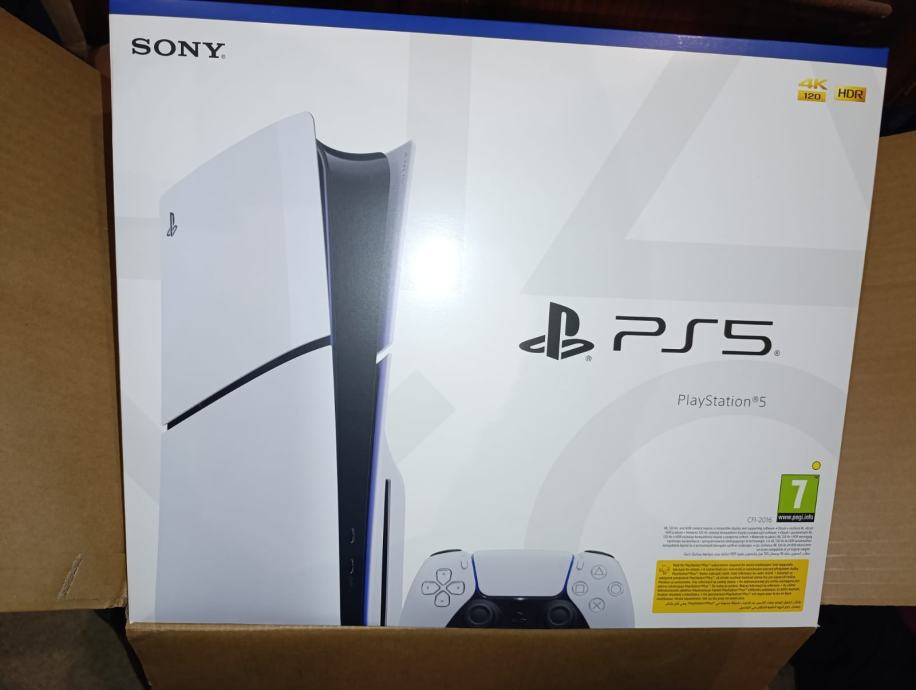 SONY PlayStation 5 Slim D Chassis + 3 koda s popustom od 25% za igre