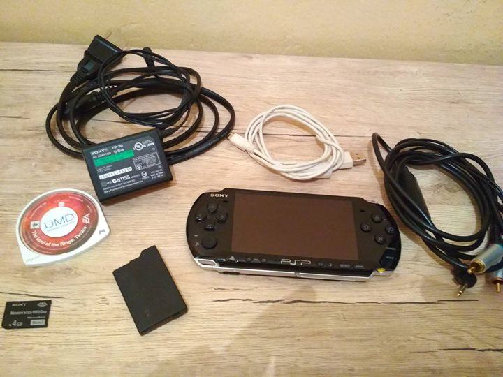 PSP 3001 black 4gb