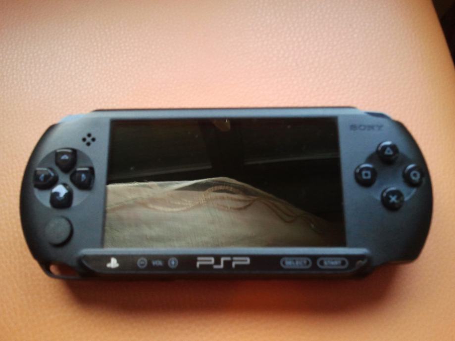 Psp 1004 не включается