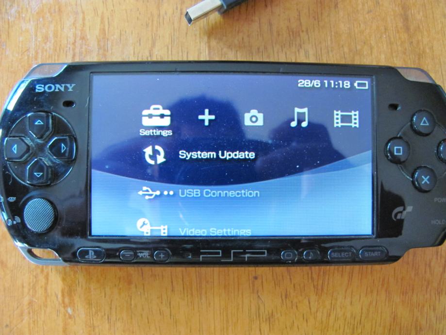 Как включить sony psp 3004