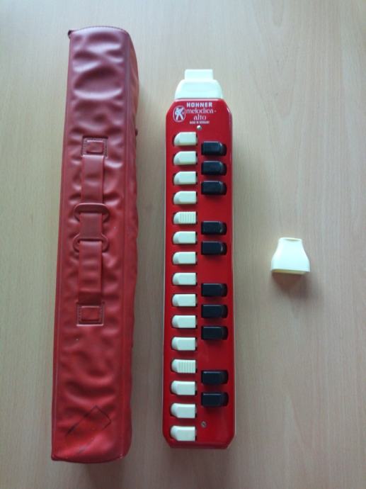 Retro Hohner melodica-alto