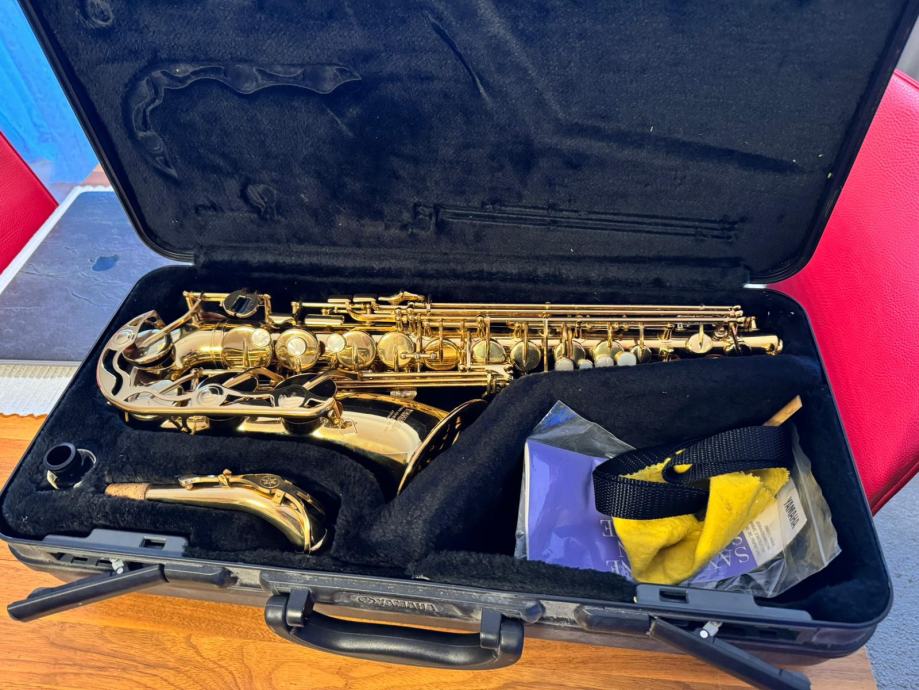 Yamaha YAS 275 alt sax