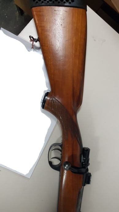 Prodajem pusku CZ LK 70 Standard (bolt) 8x57