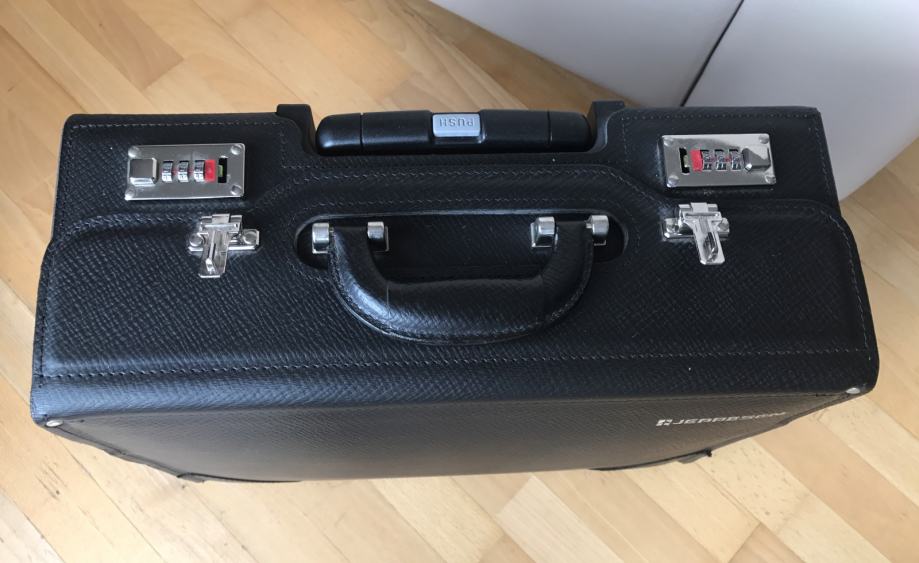 jeppesen pilot case