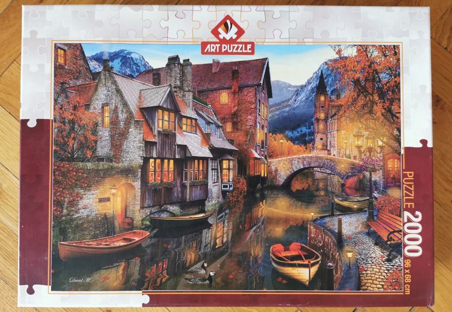 Jesenske puzzle "Kuće uz kanal"