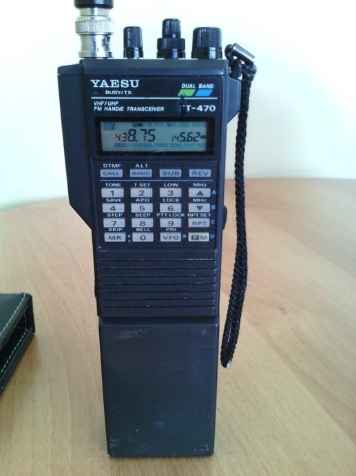 Yaesu FT-470