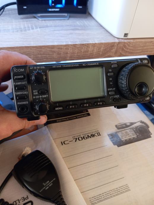 ICOM IC-706MK II