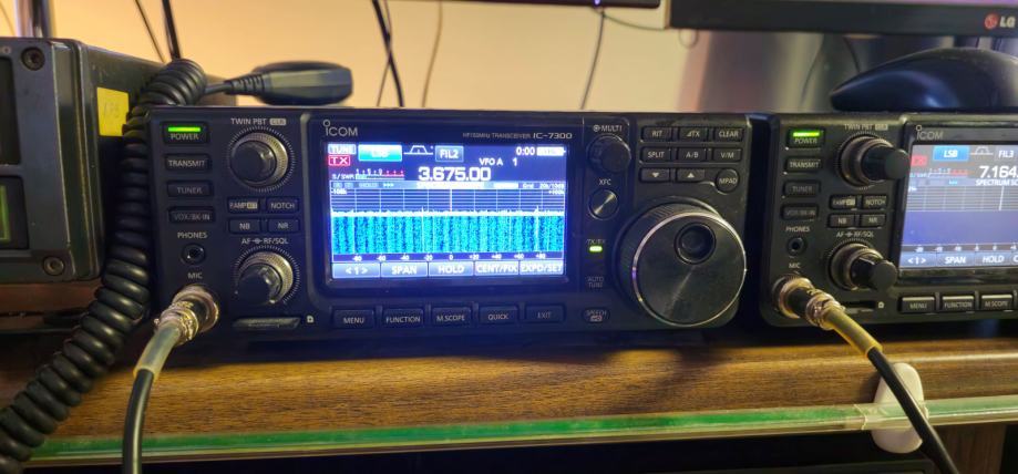 ICOM IC-7300