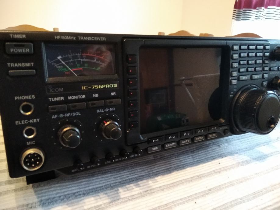 ICOM IC765 pro3