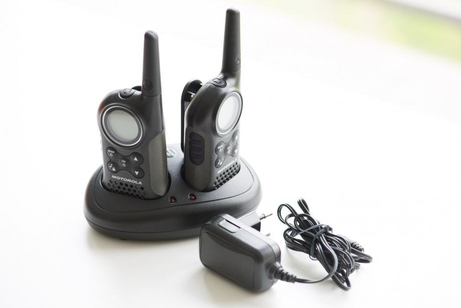 Motorola TLKR T6 Walkie Talkie Radio Stanica