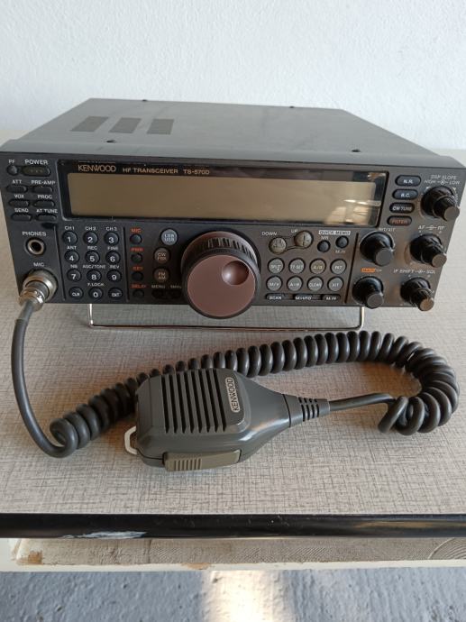 Prodajem radio stanicu KENWOOD TS-570D