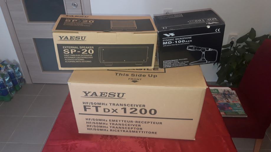 YAESU FT DX 1200