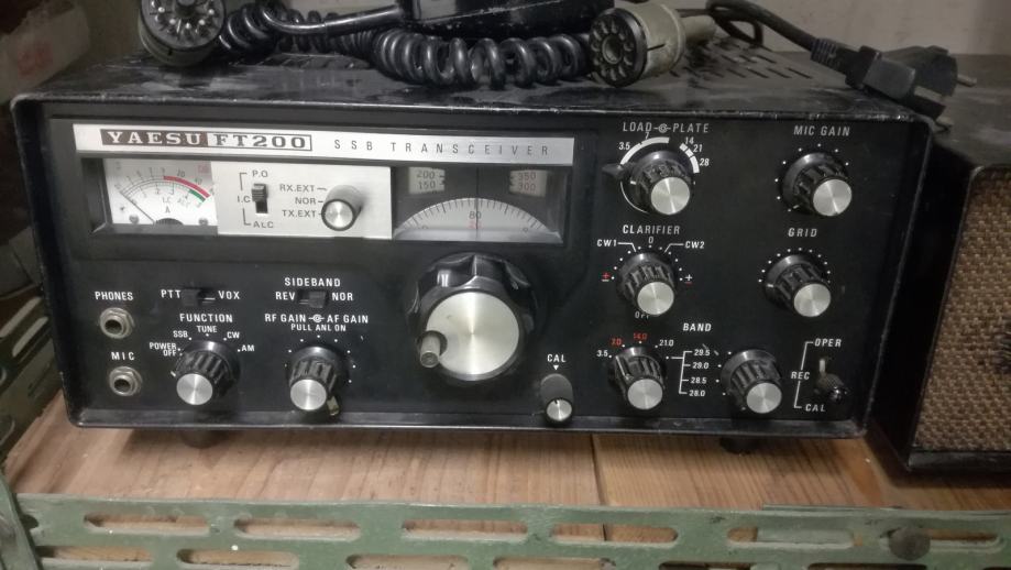 Yaesu FT200