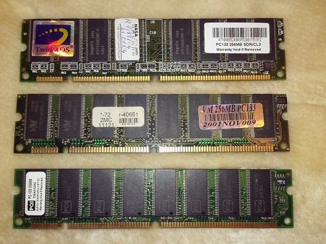 SDRAM 133Mhz, 256Mb