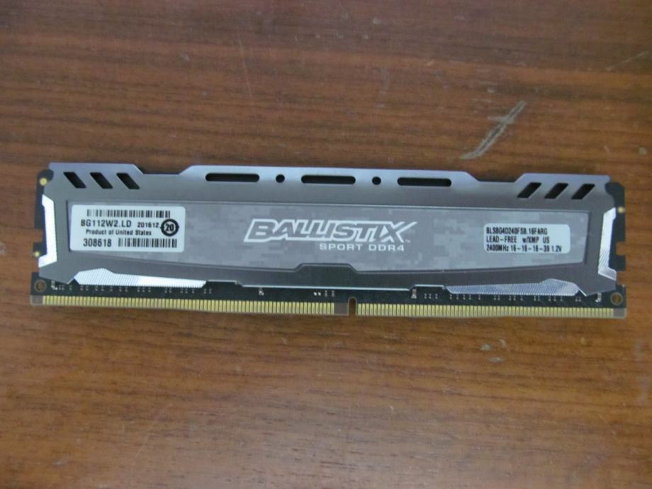 BALLISTIX 8 GB DDR4 2400 MHz - za stolna računala