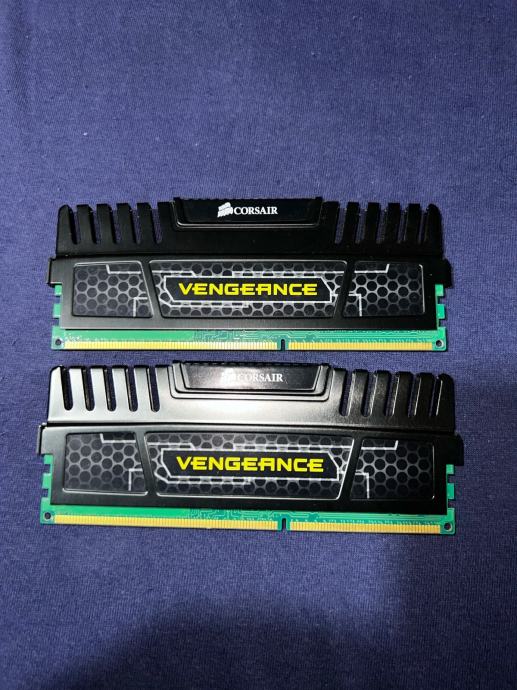 Corsair Vengeance RAM 2x4GB