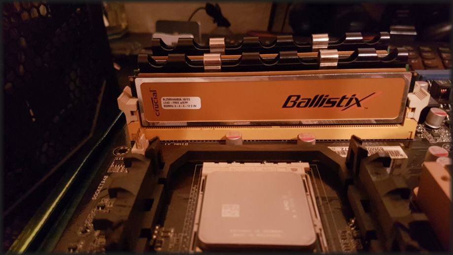 Crucial Ballistix 4GB (2 x 2GB) DDR2