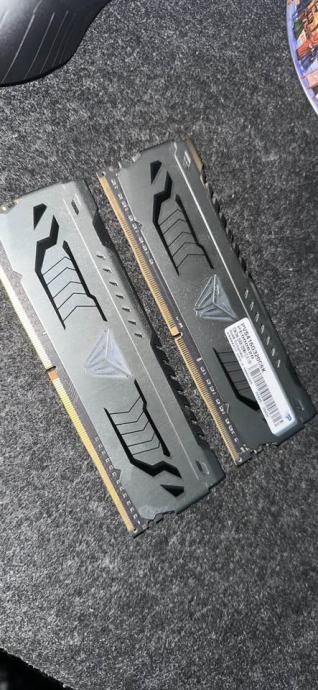 DDR4