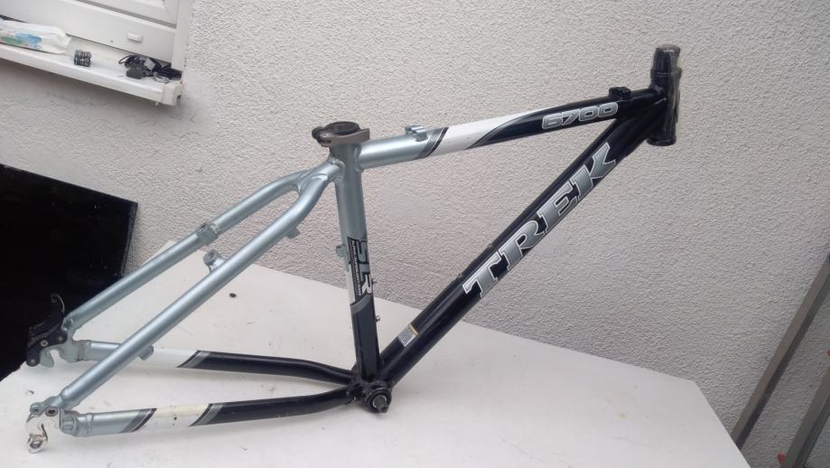 Trek 6700 SLR rama 26",S,gratis HS+lezaj pogona,brza,AKCIJA,dostava