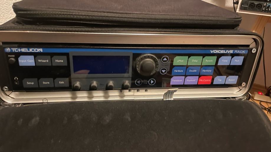 Tc helicon voice live rack