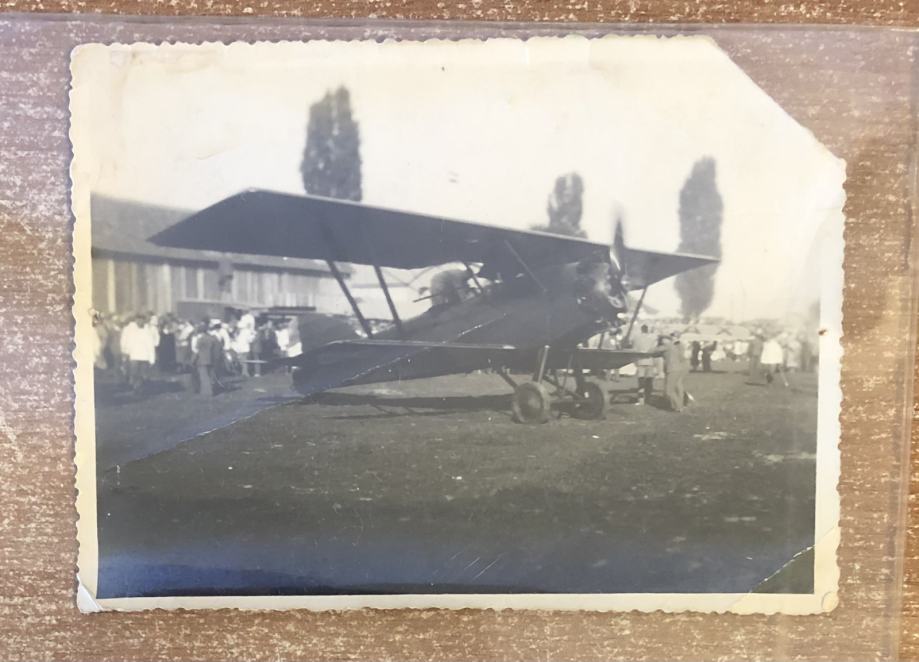 STARA FOTOGRAFIJA - LUFTWAFE, AVION NA UZLETIŠTU