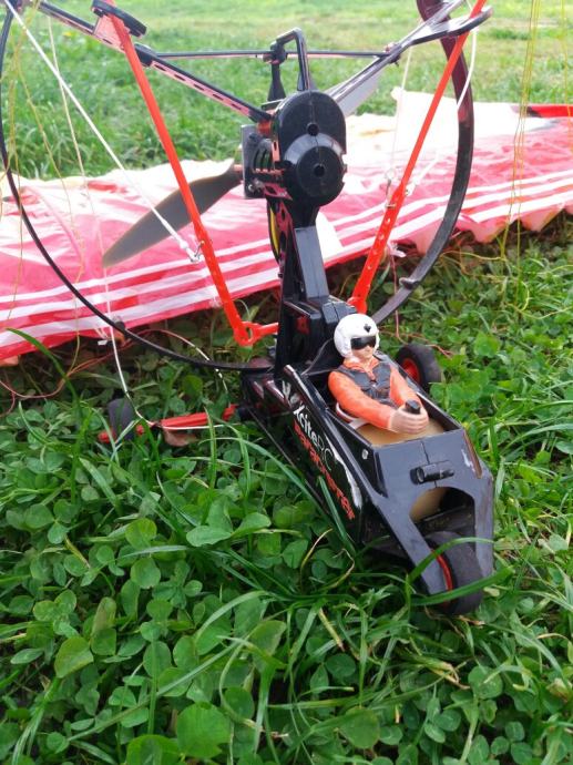 Rc paraglider 1:5  Brushless Rtf AKCIJA 280kn