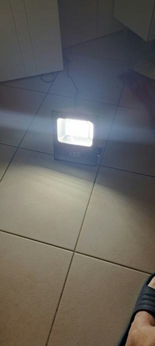 LED REFLEKTORI  12V  OD 50 I 30 W