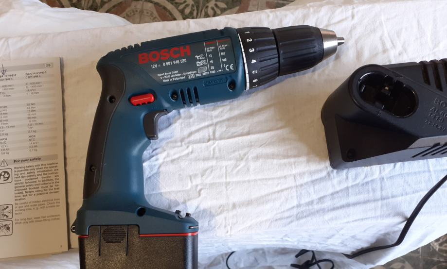 Bušilica- odvijač- AKU, Bosch GSR 12 VPE-2 nova HD heavy duty u koferu