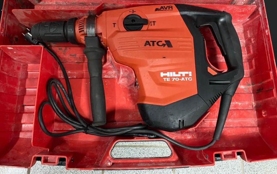 HILTI TE 70 ATC - AVR bušilica stemerica u koferu