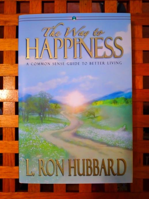 SCIENTOLOGY  THE WAY TO HAPPINESS L. Ron Hubbard IZVRSNO STANJE!