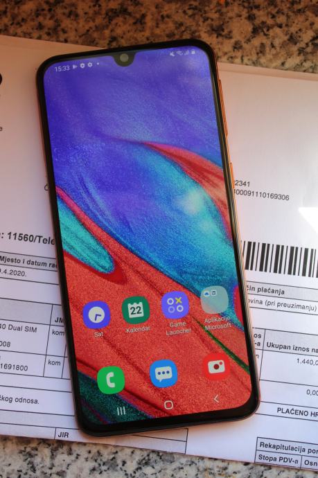 Samsung Galaxy A40, 4/64GB