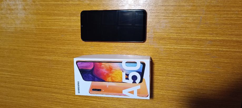 SAMSUNG GALAXY A50