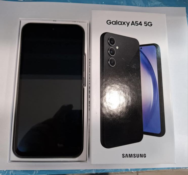 Samsung A54 5G (A546B/DS) ,256/8 GB ,Garancija do 23.01.2026..