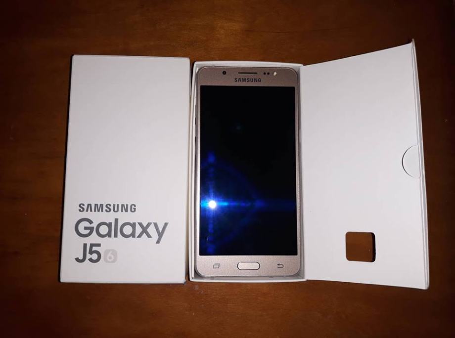 samsung j5 pri